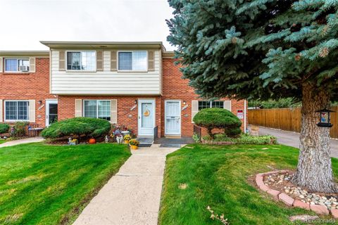 Photo of 8976 W 46th Place #8976, Wheat Ridge, CO 80033 (MLS # 9914531)