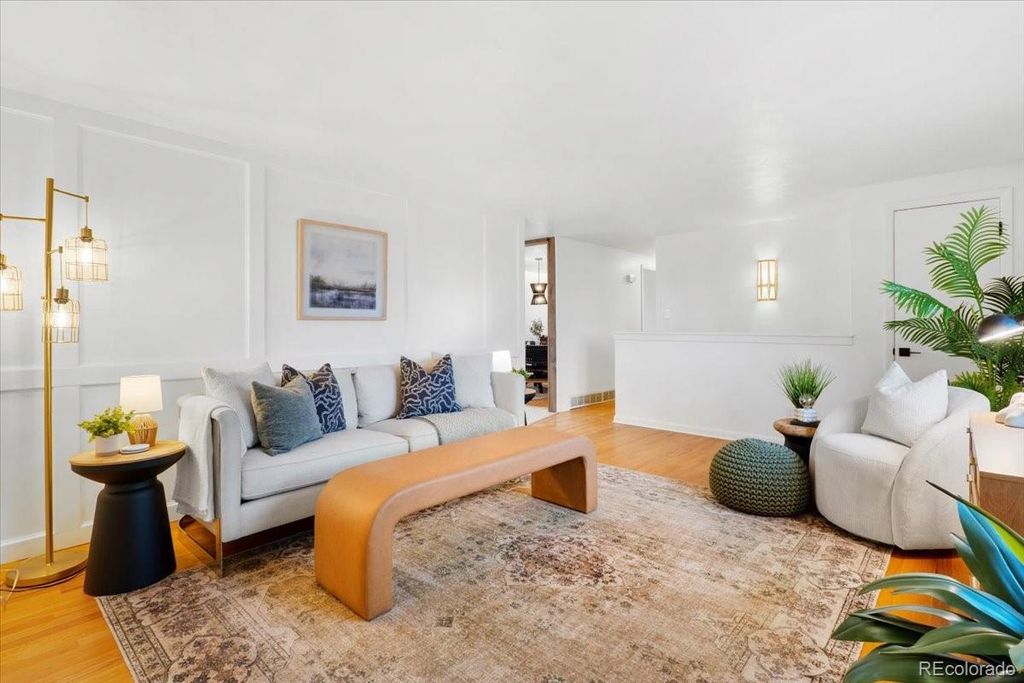 Photo of 8000 W Louisiana Avenue, Lakewood, CO 80232 (MLS # 5650203)