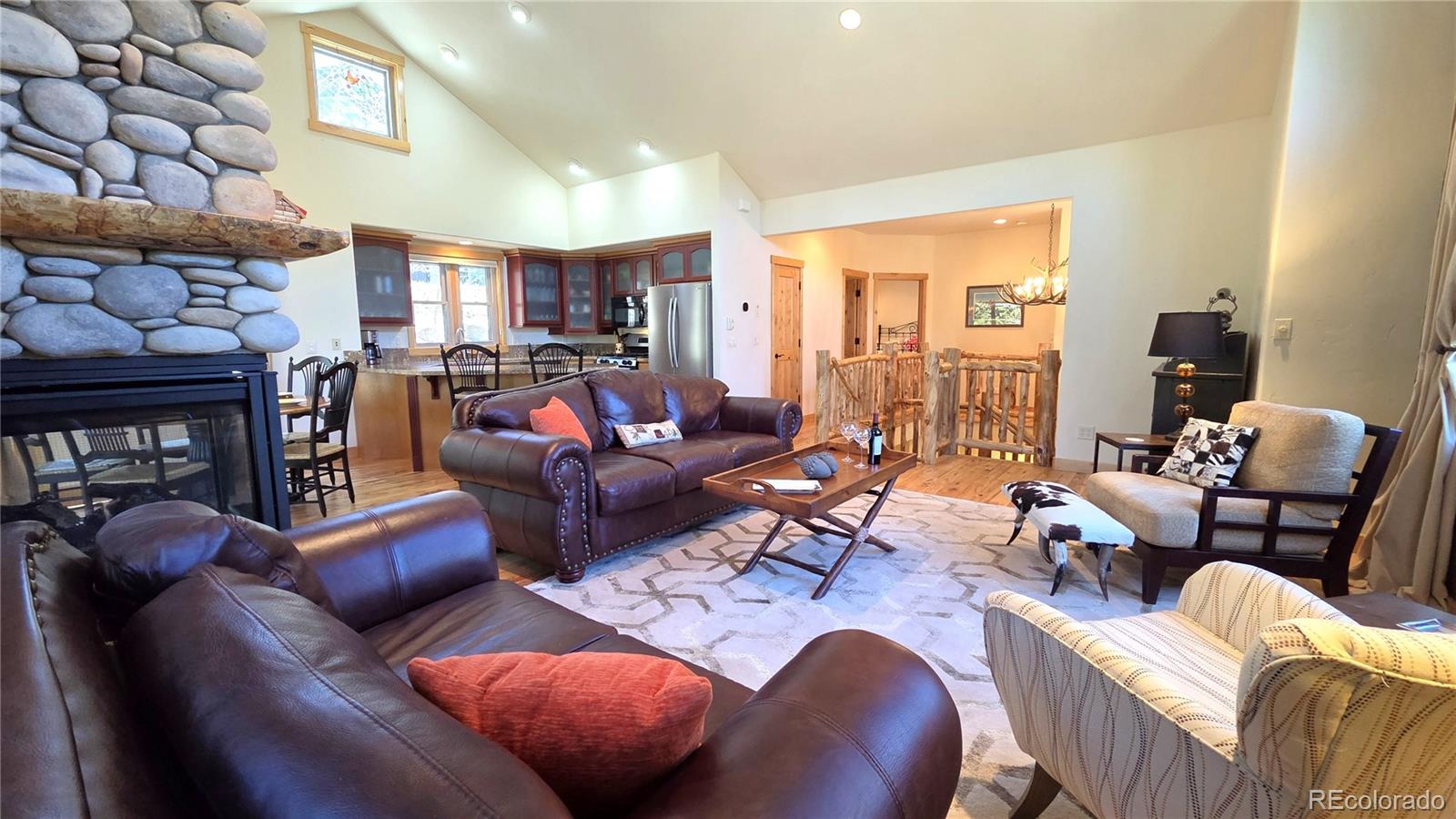 419 Kestrel Lane