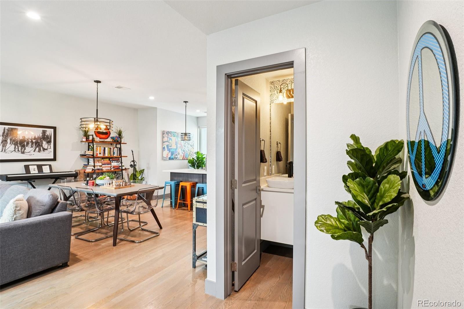 2816 W 26th Avenue 102