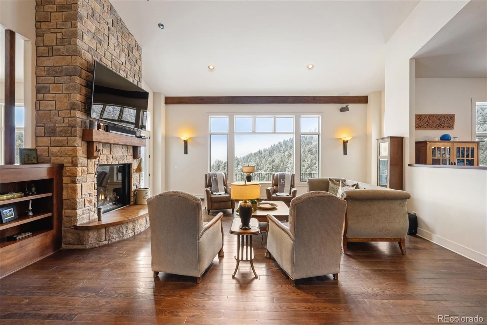 21609 Clarence Lane