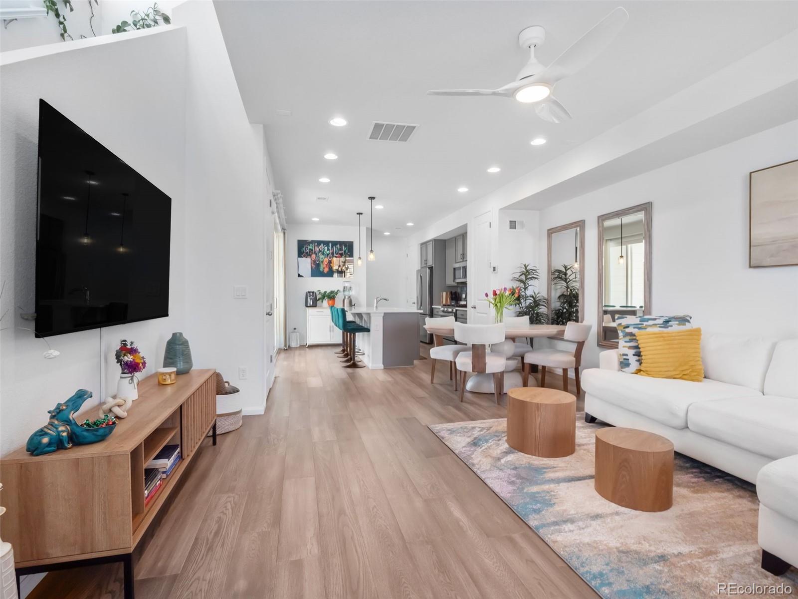 27436 E Archer Avenue