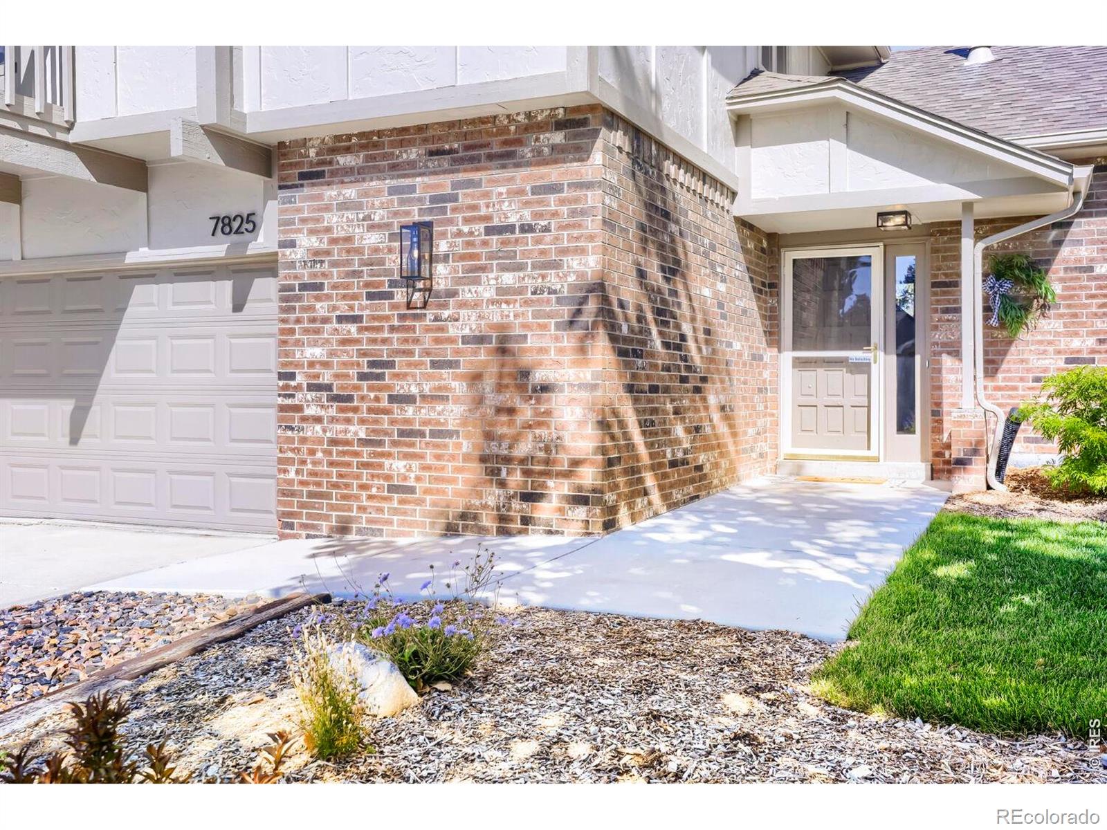 7825 W 109th Place
