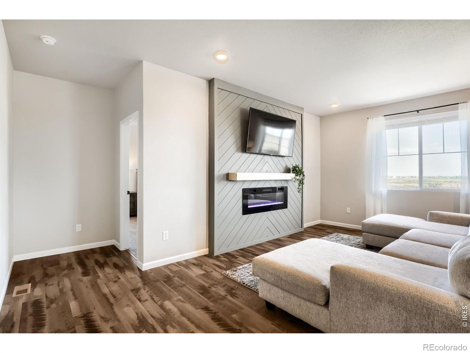 5473 Bauer Drive