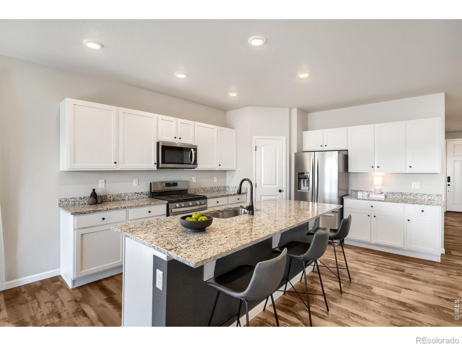 5473 Bauer Drive