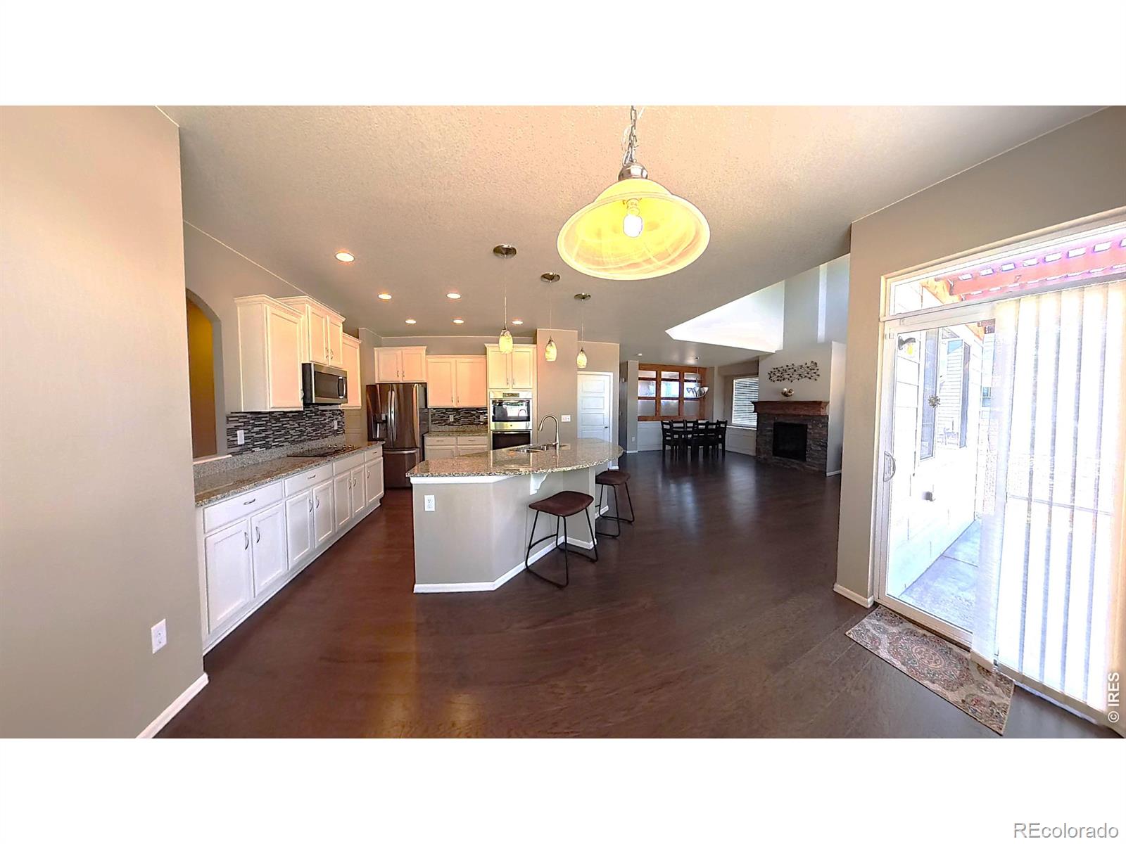 10434 Bluegrass Street