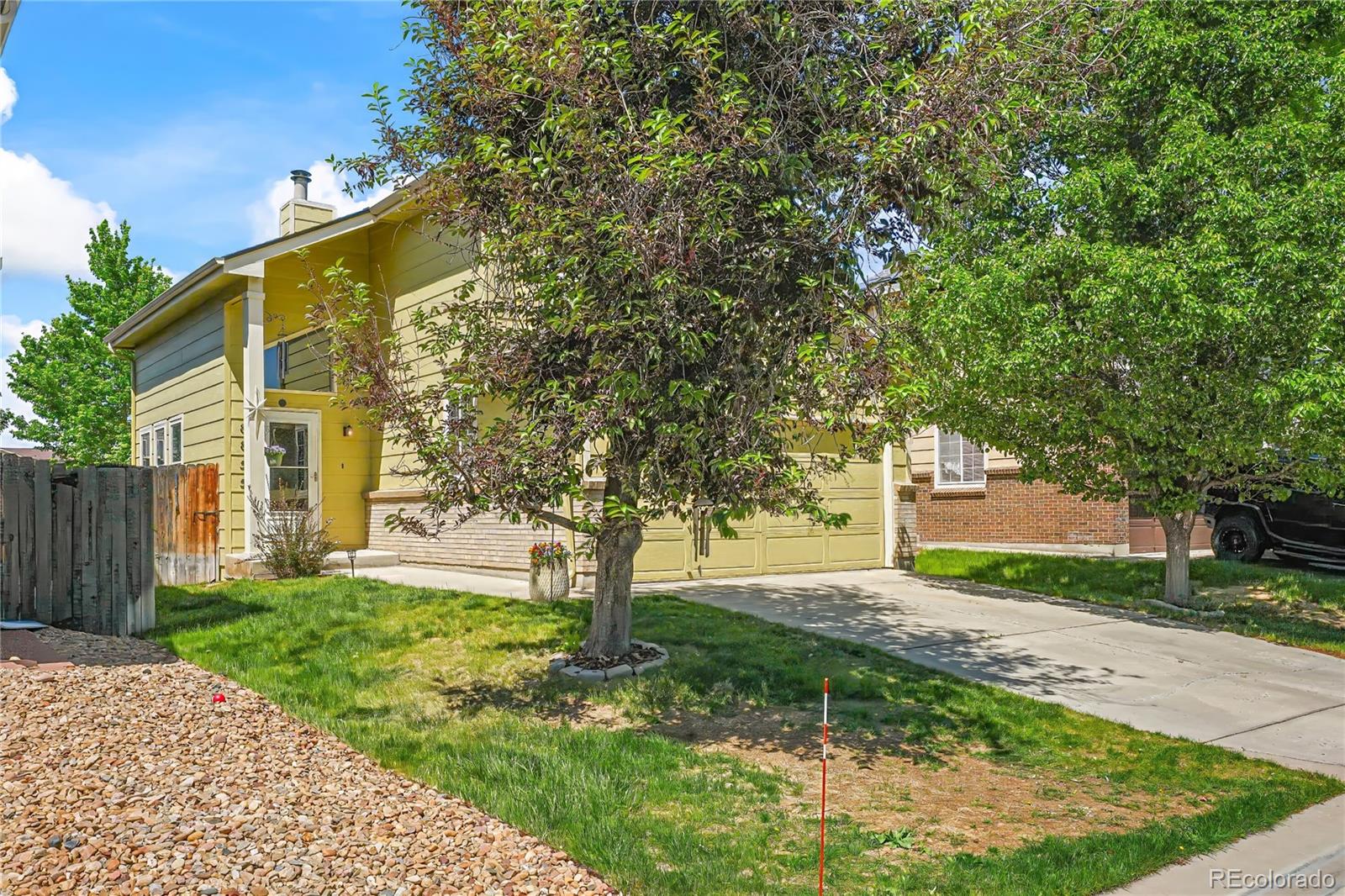 8855 Cloverleaf Circle