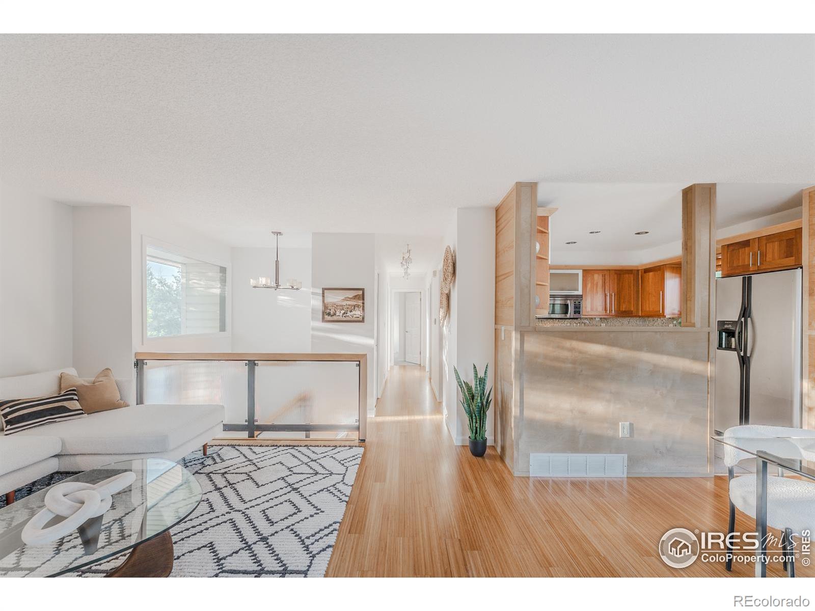 805 Argos Circle