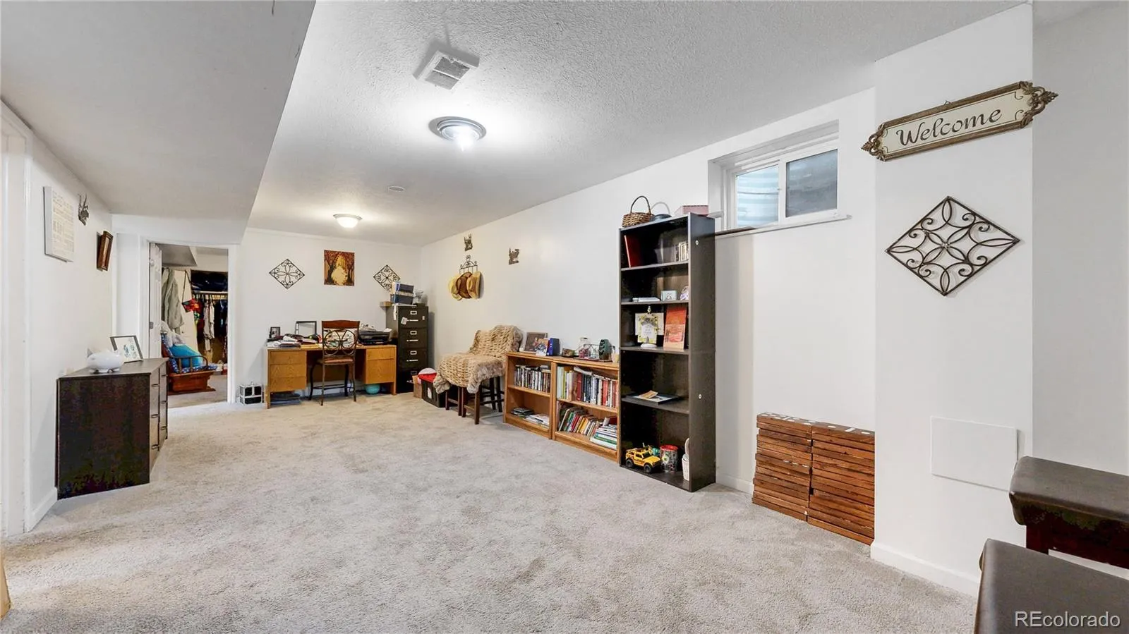 Northglenn, Colorado 80233, United States, 5 Bedrooms Bedrooms, ,2 BathroomsBathrooms,Residential,Pending,123189