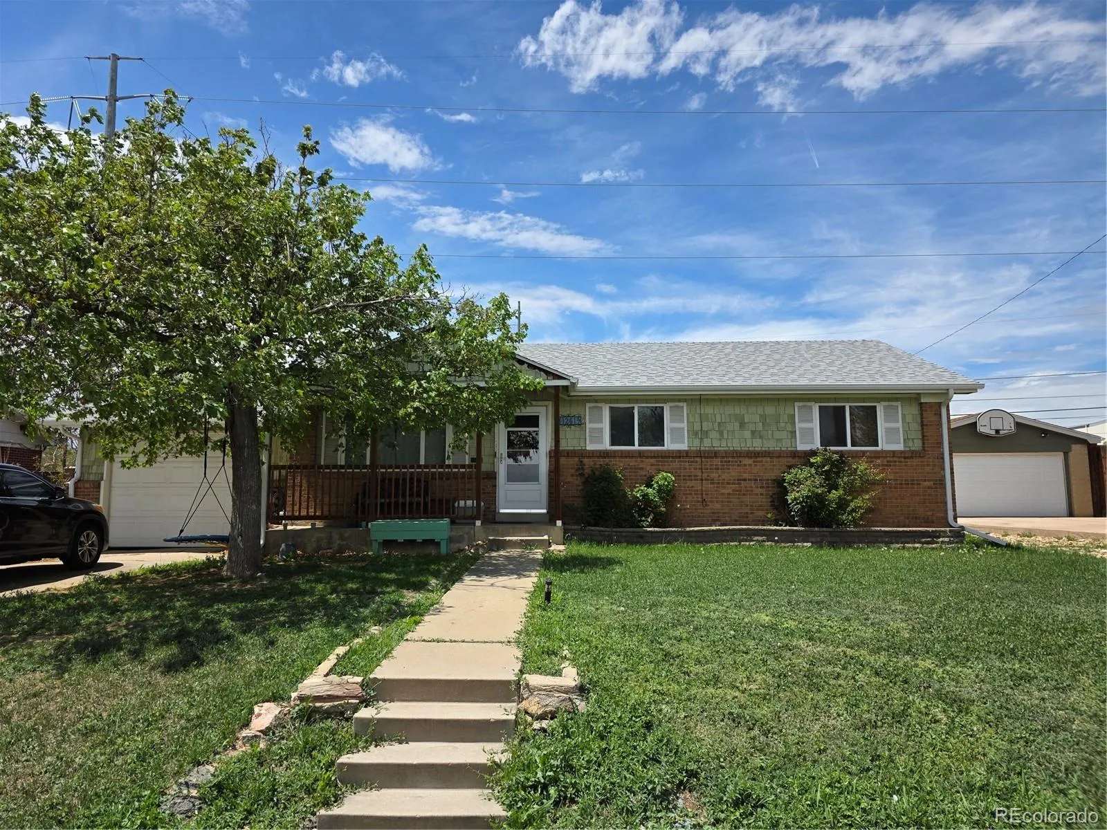 Northglenn, Colorado 80233, United States, 5 Bedrooms Bedrooms, ,2 BathroomsBathrooms,Residential,Pending,123189