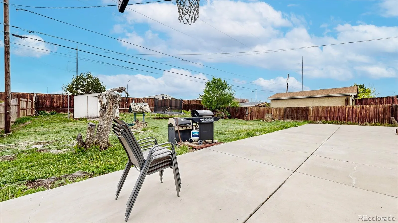 Northglenn, Colorado 80233, United States, 5 Bedrooms Bedrooms, ,2 BathroomsBathrooms,Residential,Pending,123189