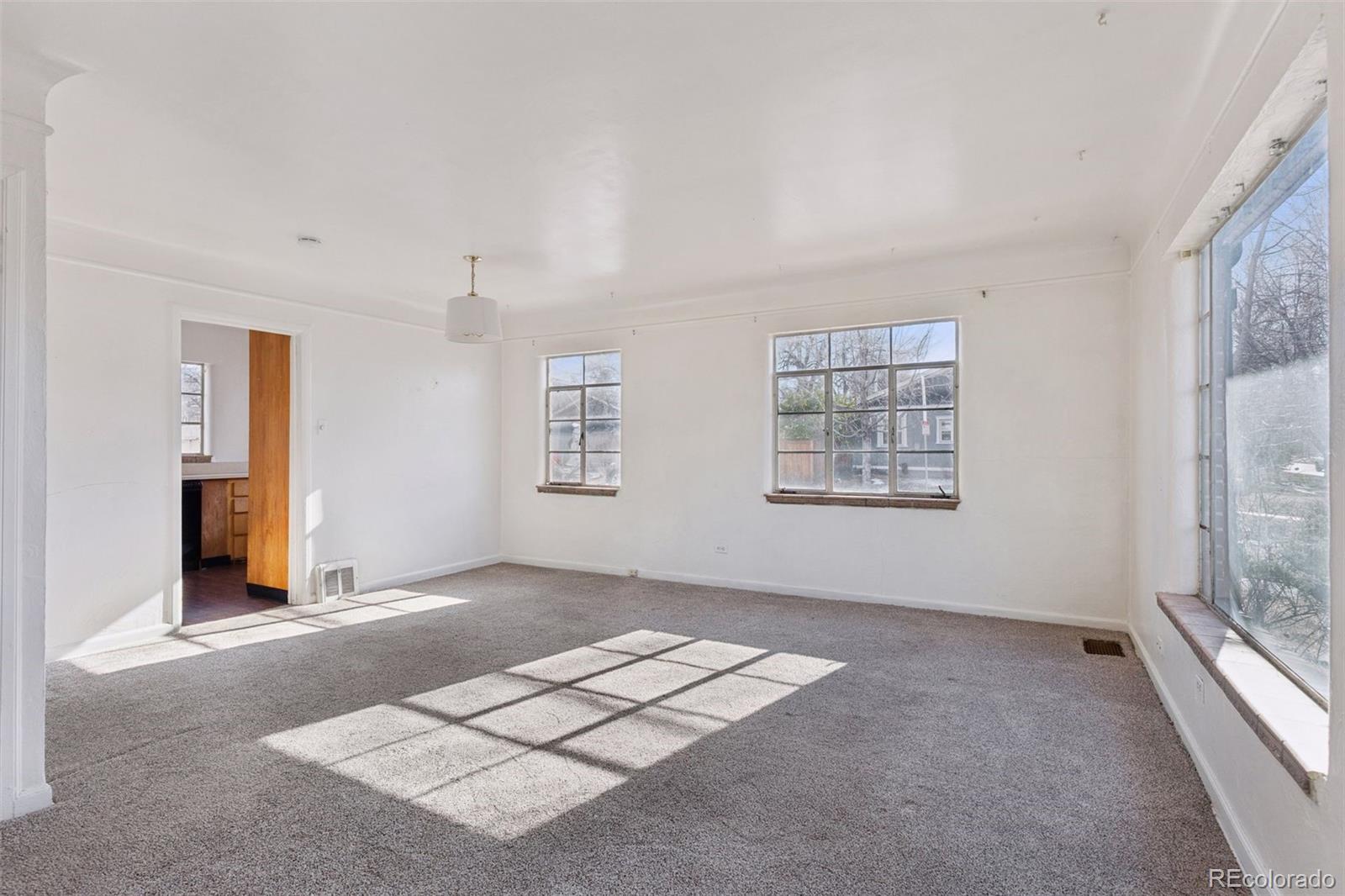 1696 S Downing Street