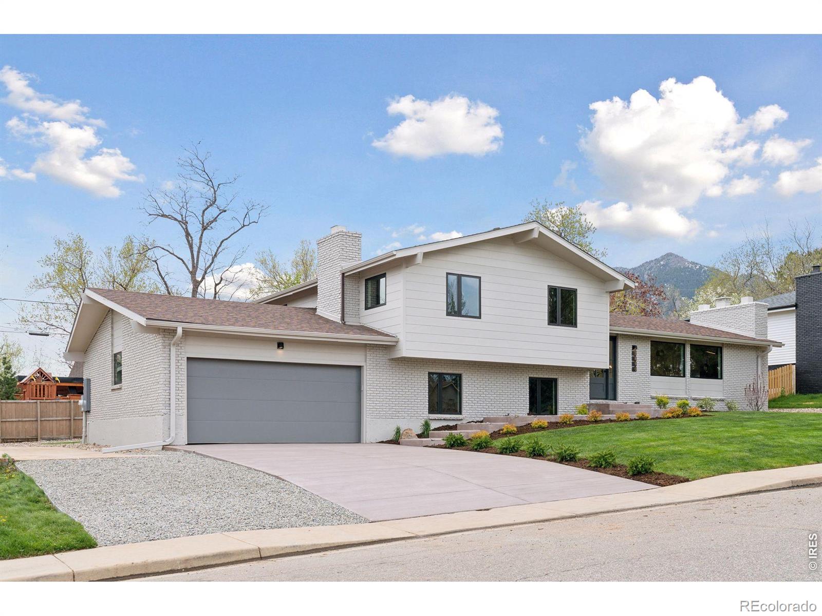 2890 Regis Drive