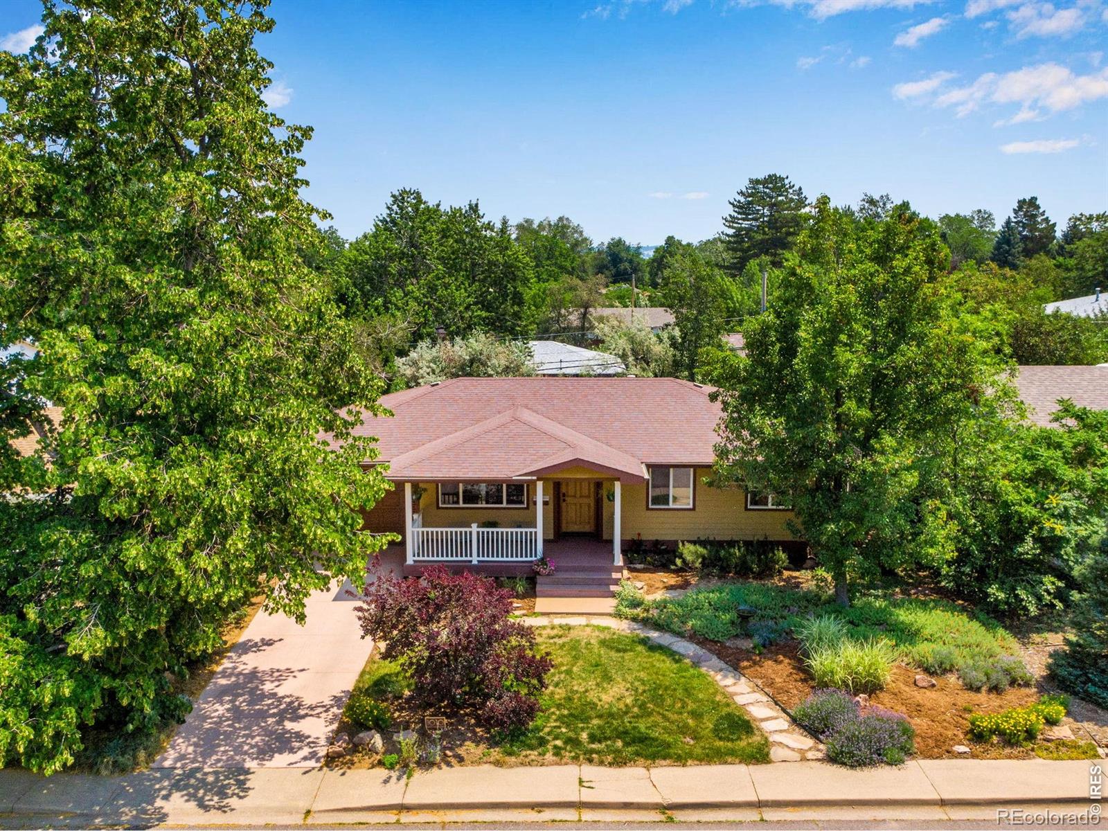 1010 Hartford Drive