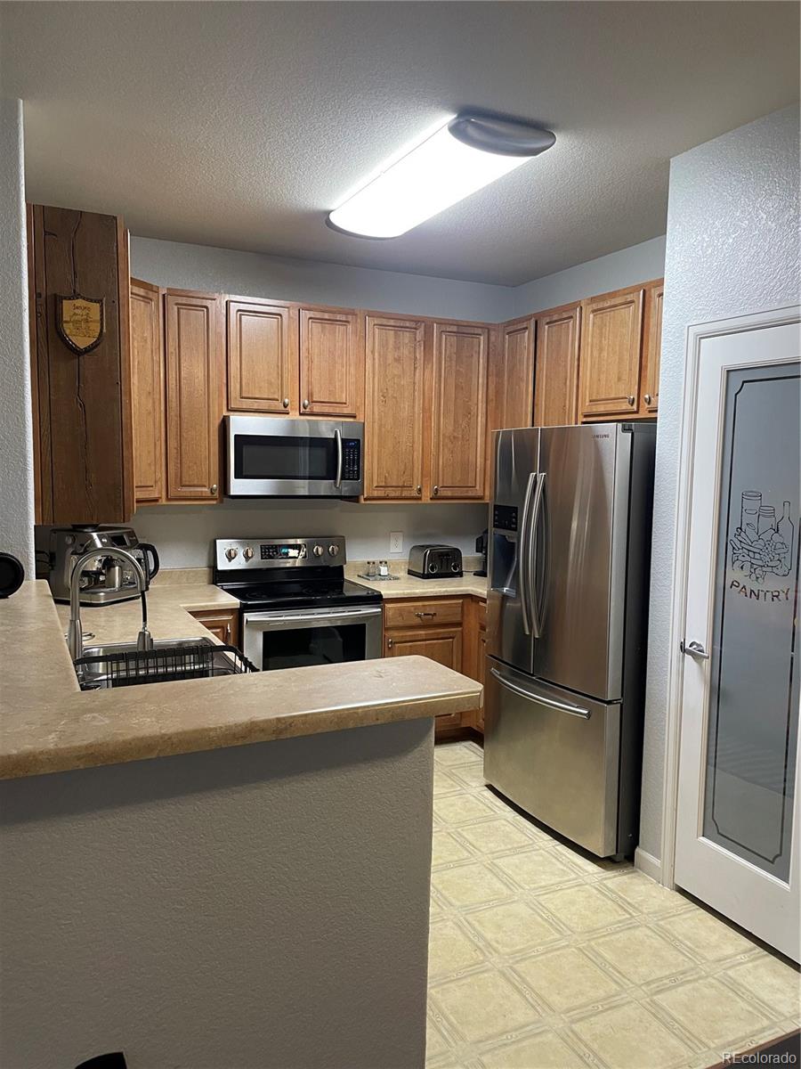 10457 W Hampden Avenue 104, Lakewood, CO, 80227 1 10457 W Hampden Avenue 104