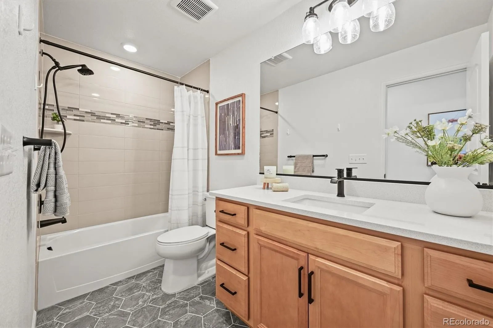 Arvada, Colorado 80007, United States, 3 Bedrooms Bedrooms, ,3 BathroomsBathrooms,Residential,Active,184674