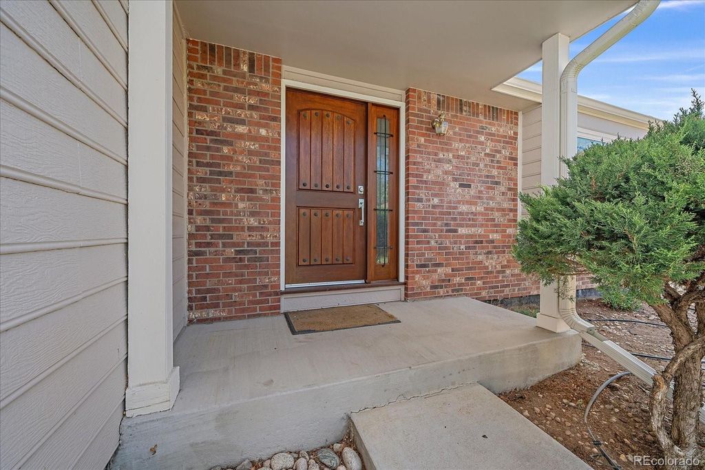 Photo of 10058 W Fremont Place, Littleton, CO 80127 (MLS # 8261201)