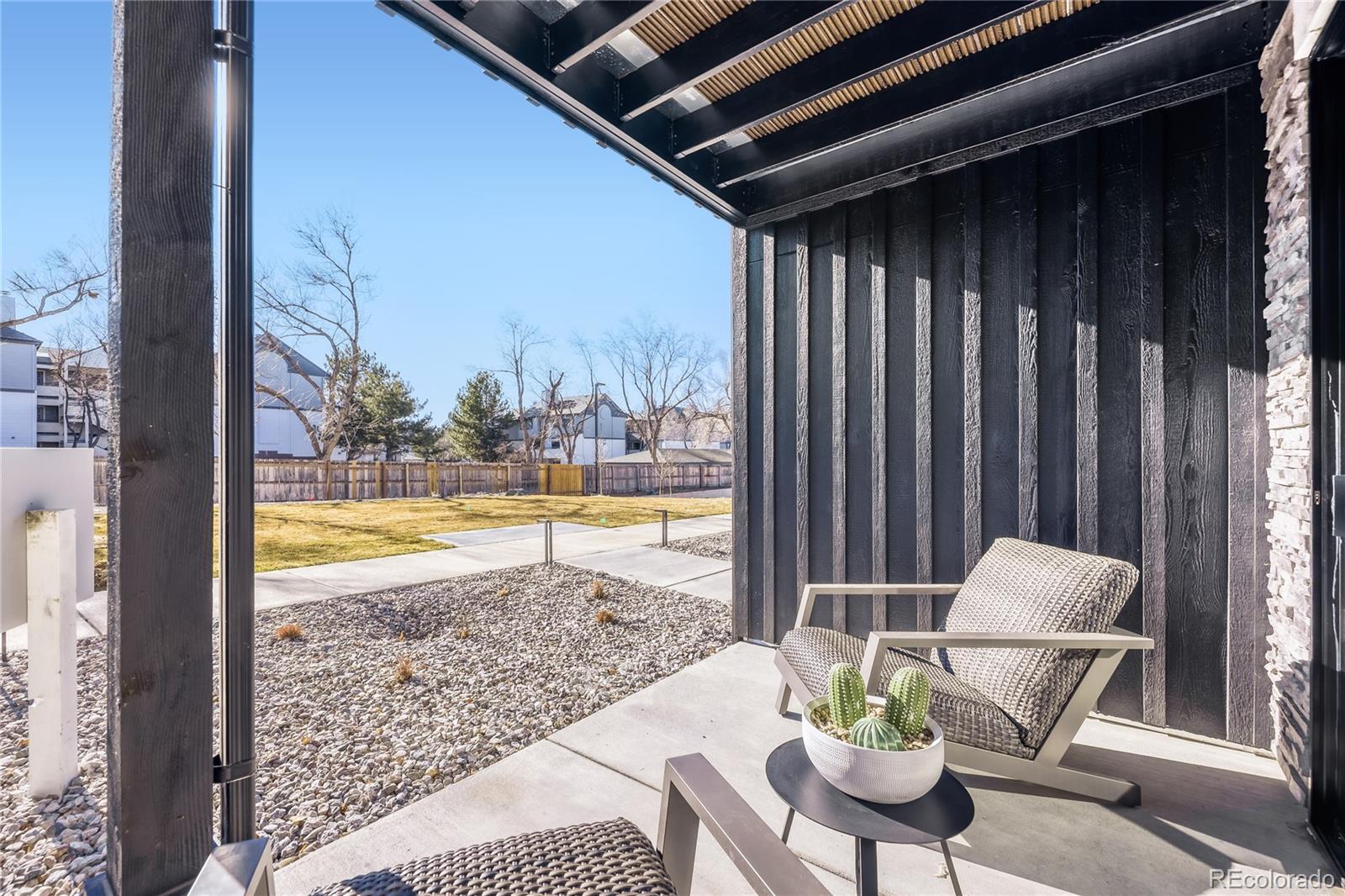 9195 Pierce Street 5