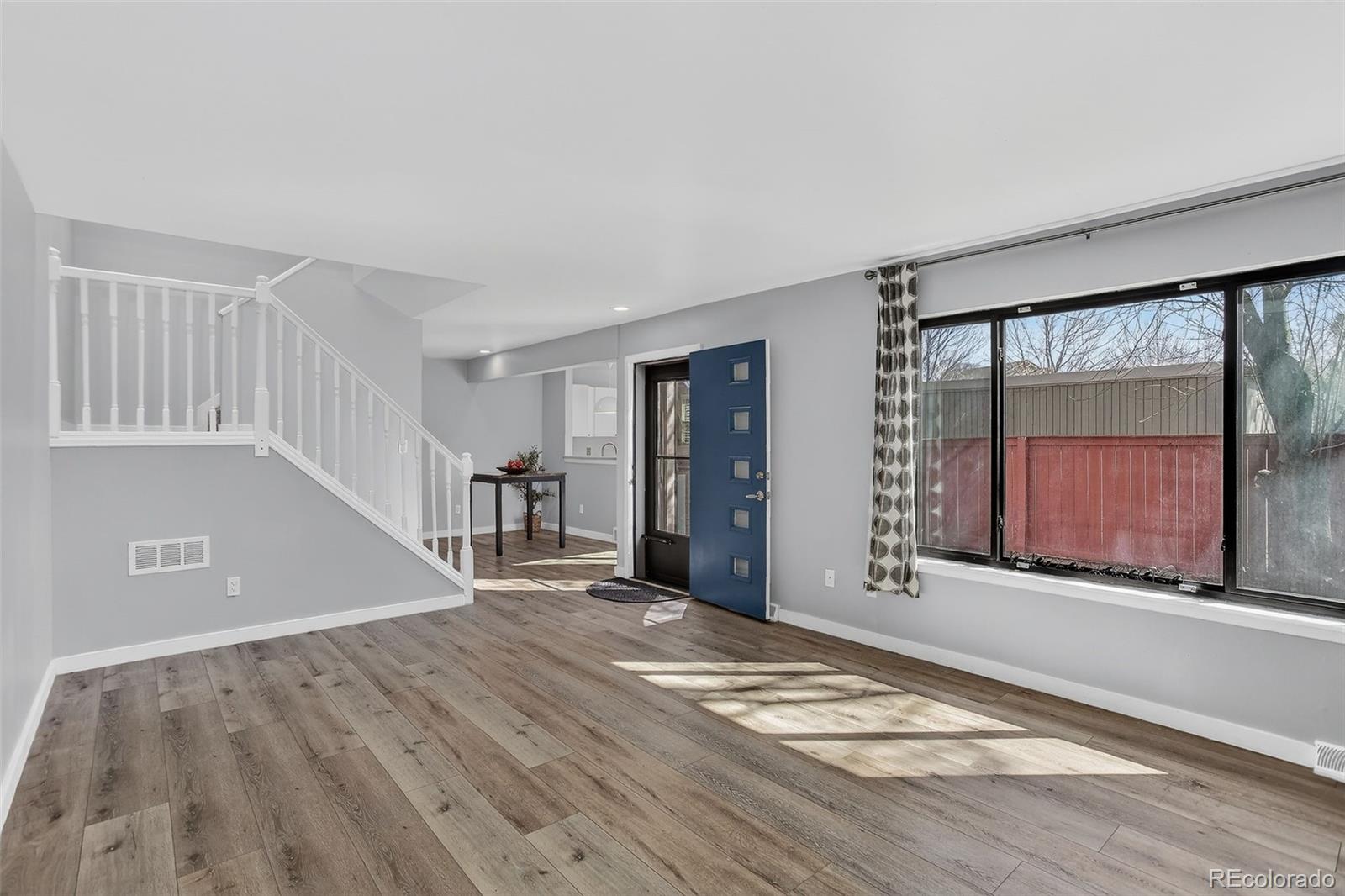 1253 S Yosemite Way 96