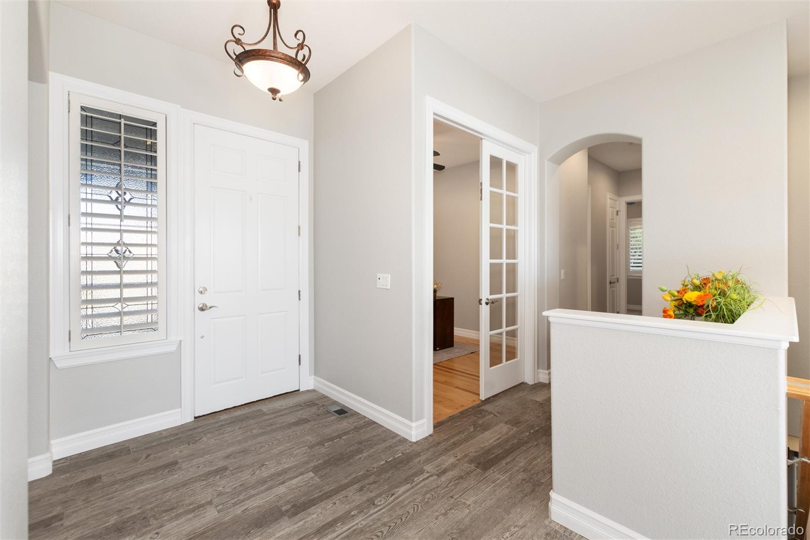 10881 Glengate Circle