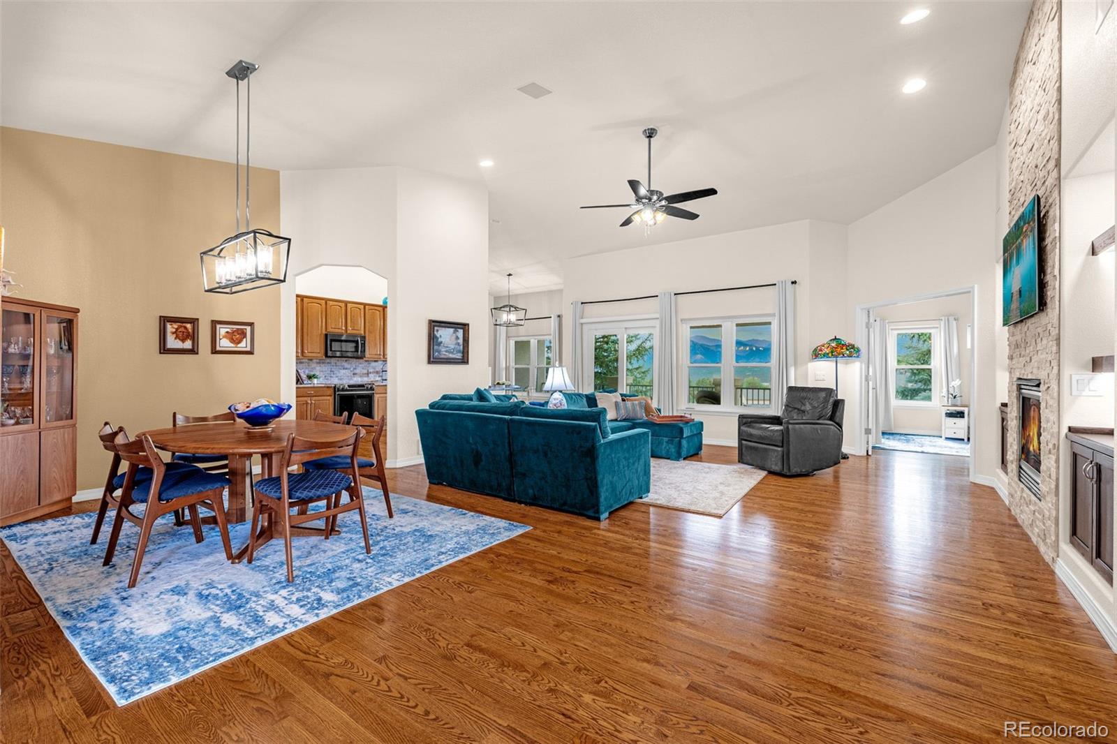 14324 Eagle Villa Grove