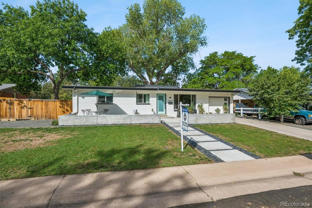 Photo of 6523 S Datura Street, Littleton, CO 80120 (MLS # 2323032)
