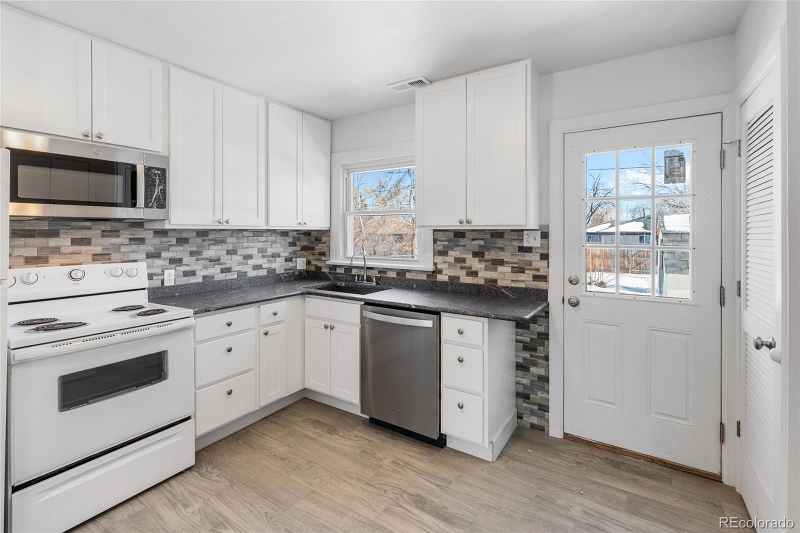 1570 Xanthia Street, Denver, CO, 80220 4 1570 Xanthia Street