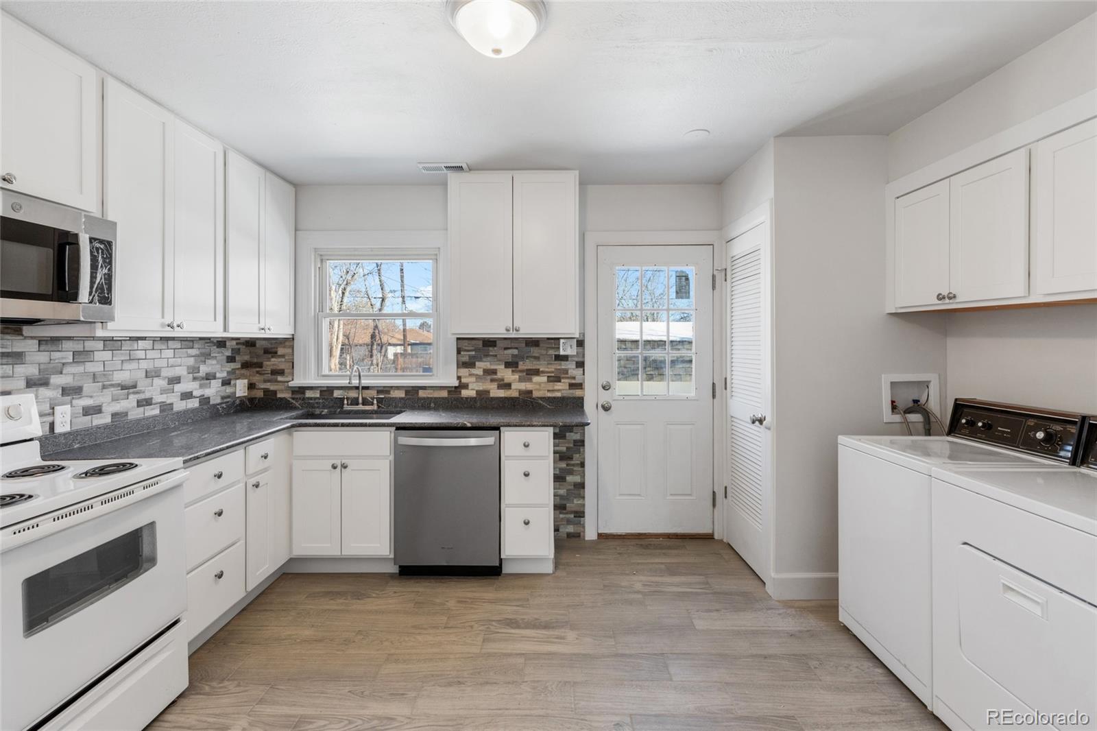 1570 Xanthia Street, Denver, CO, 80220 3 1570 Xanthia Street