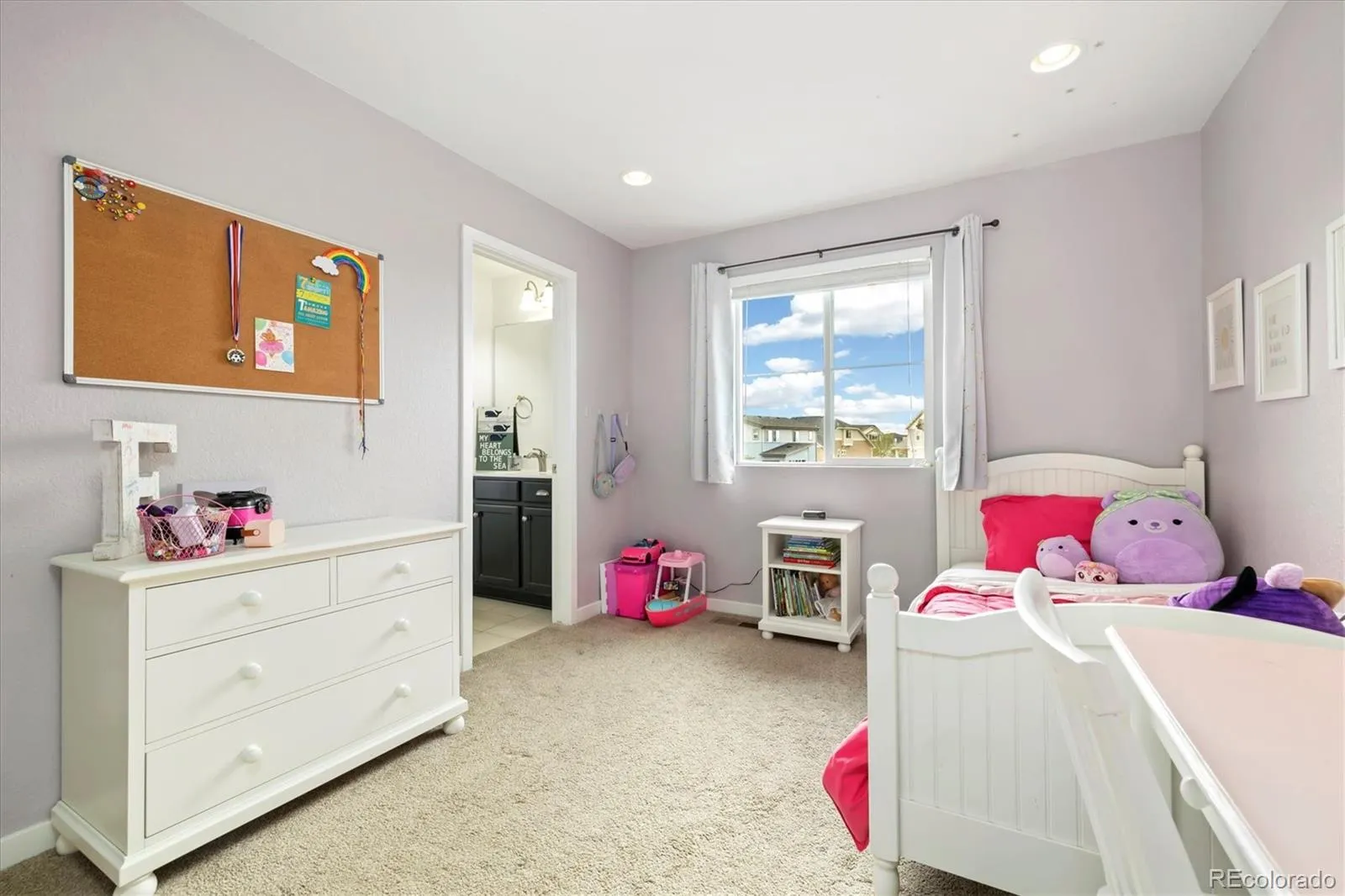 Commerce City, Colorado 80022, United States, 3 Bedrooms Bedrooms, ,4 BathroomsBathrooms,Residential,Active,98956