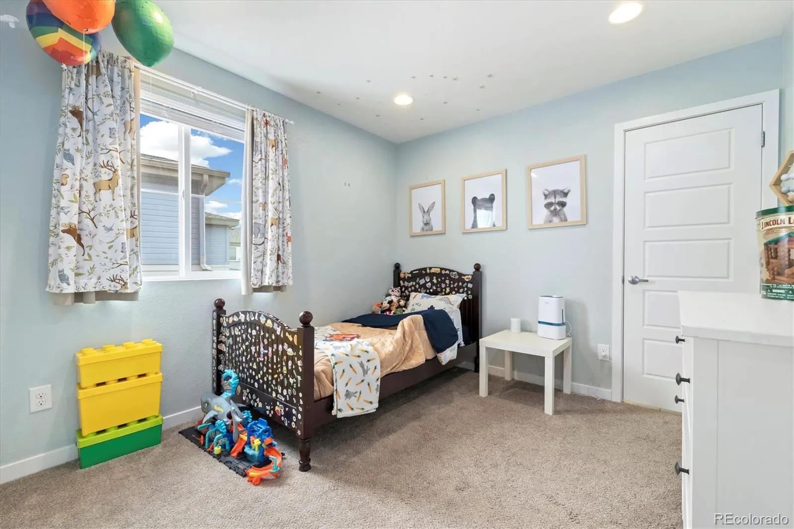 Commerce City, Colorado 80022, United States, 3 Bedrooms Bedrooms, ,4 BathroomsBathrooms,Residential,Active,98956