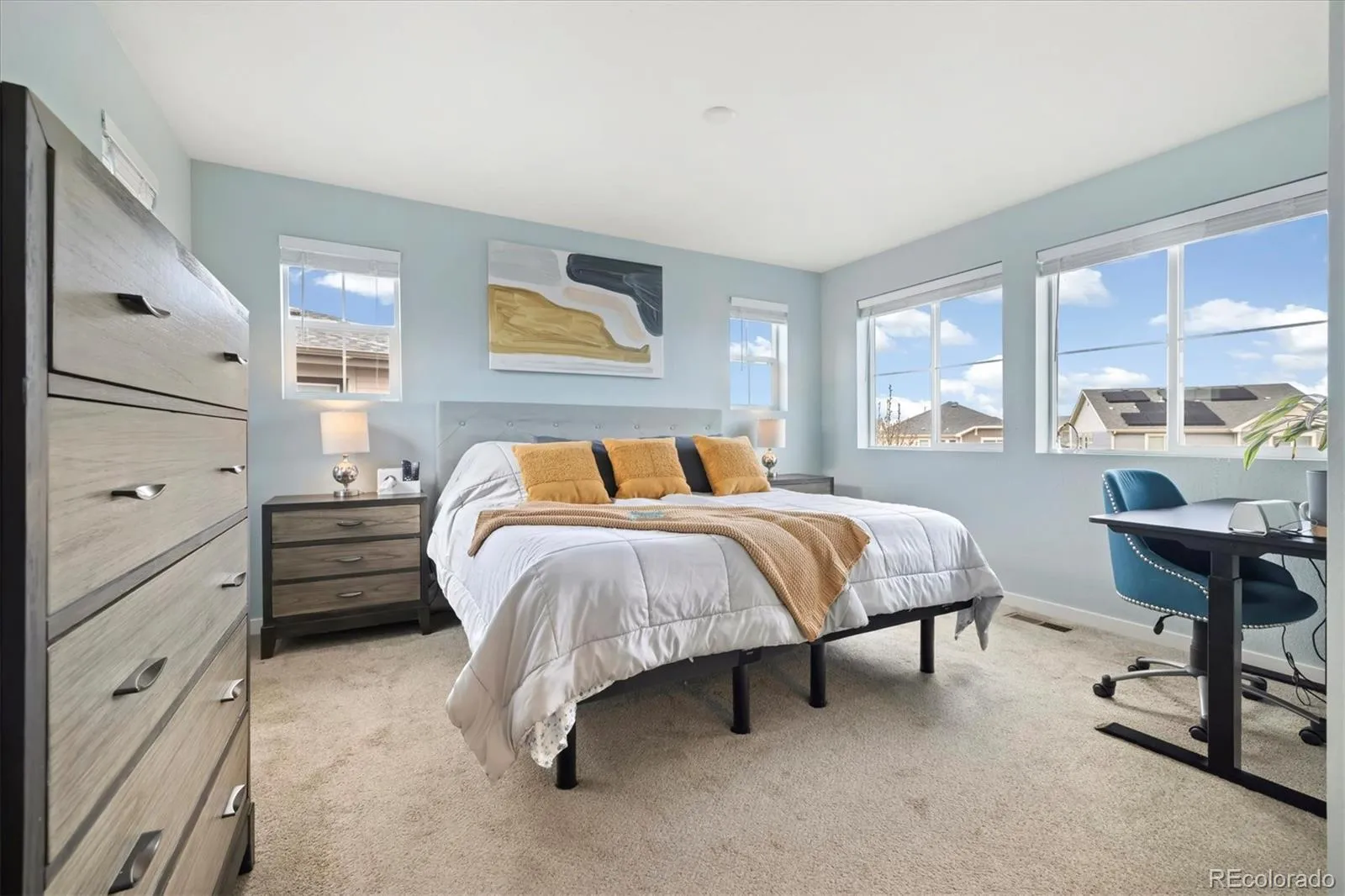 Commerce City, Colorado 80022, United States, 3 Bedrooms Bedrooms, ,4 BathroomsBathrooms,Residential,Active,98956