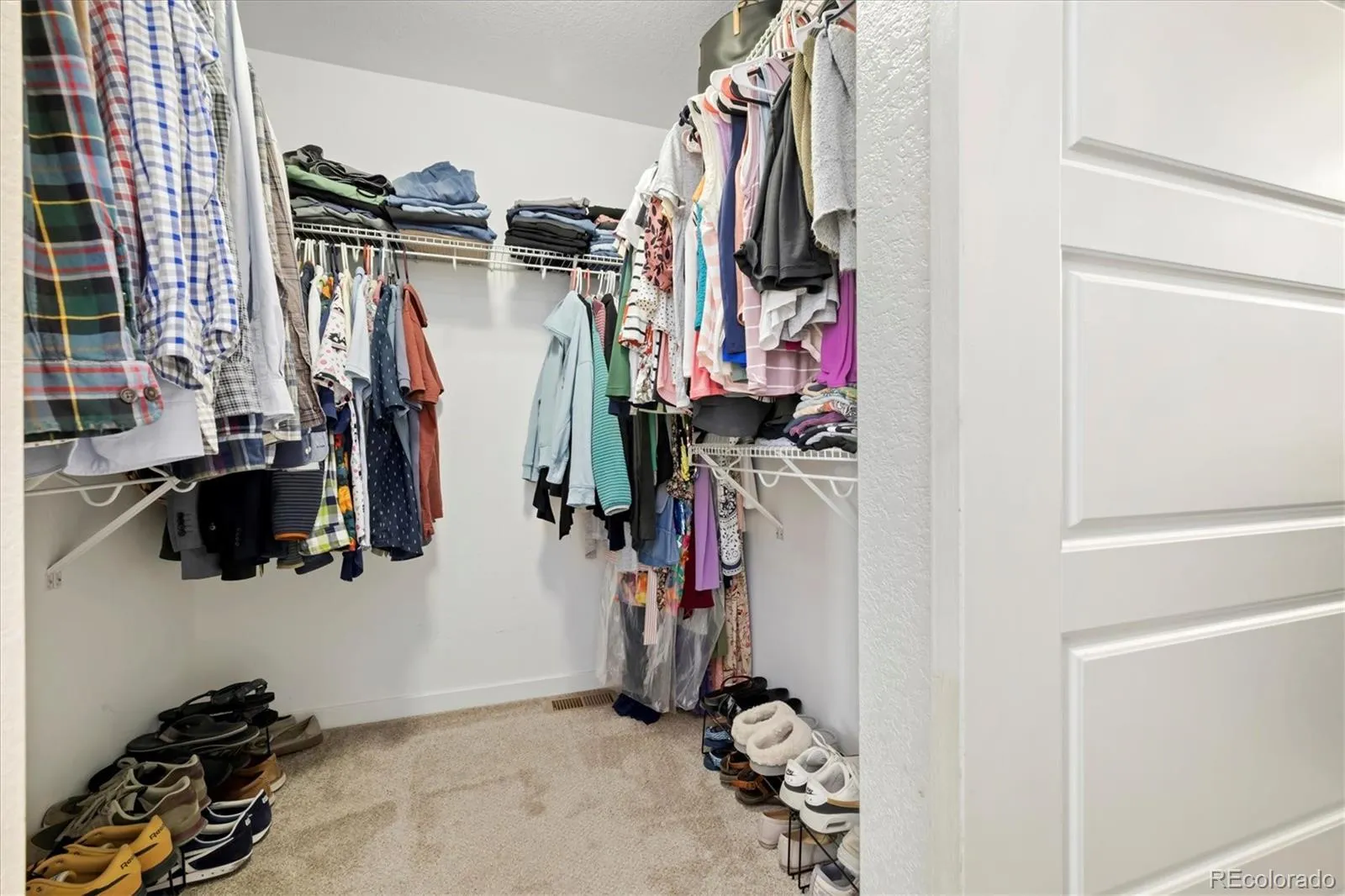 Commerce City, Colorado 80022, United States, 3 Bedrooms Bedrooms, ,4 BathroomsBathrooms,Residential,Active,98956