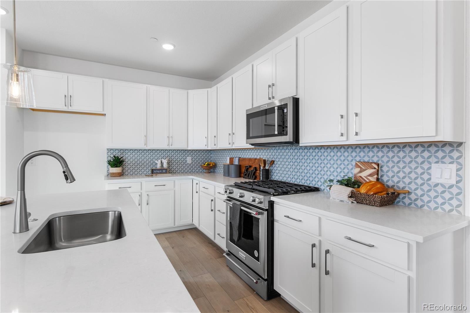 1889 Chestnut Avenue