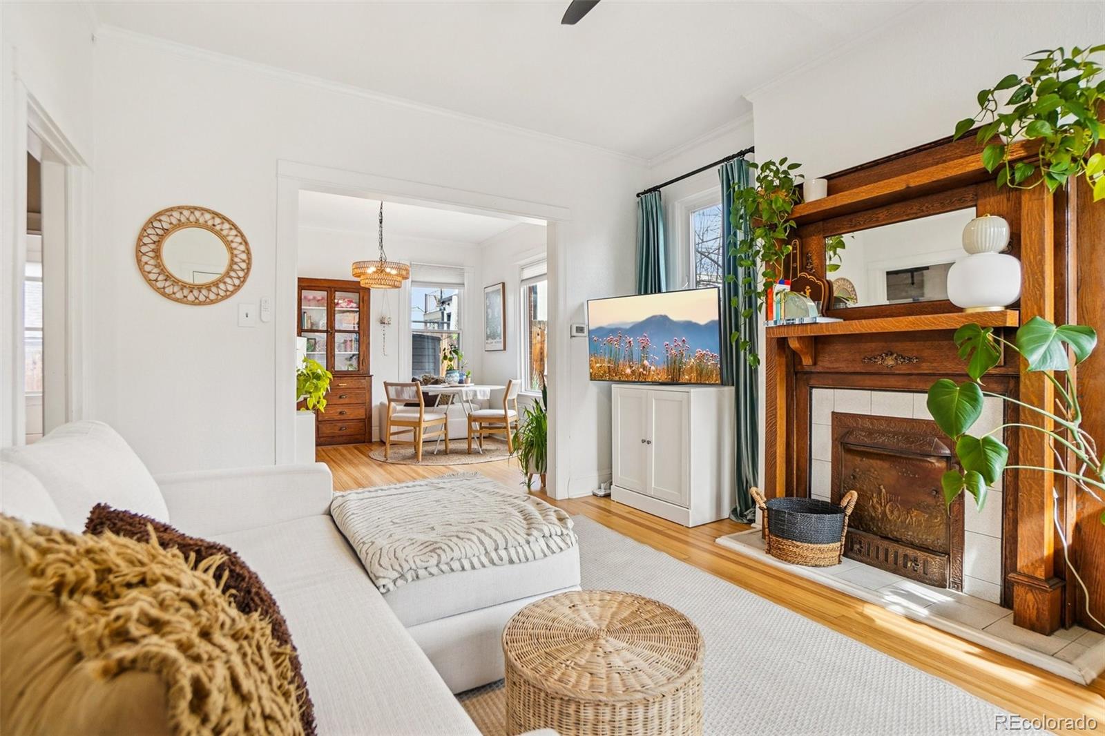 425 E Ellsworth Avenue