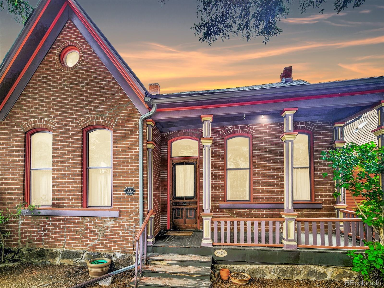 808 Rose Street