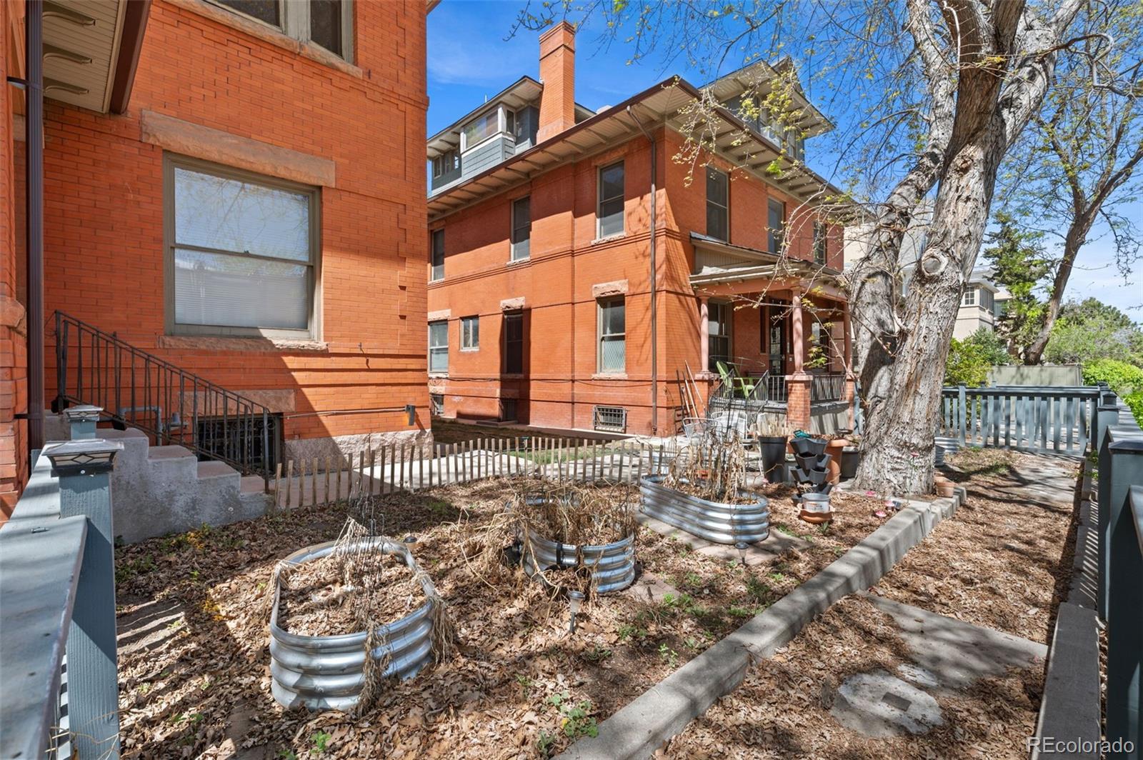 1401 N Franklin Street 3