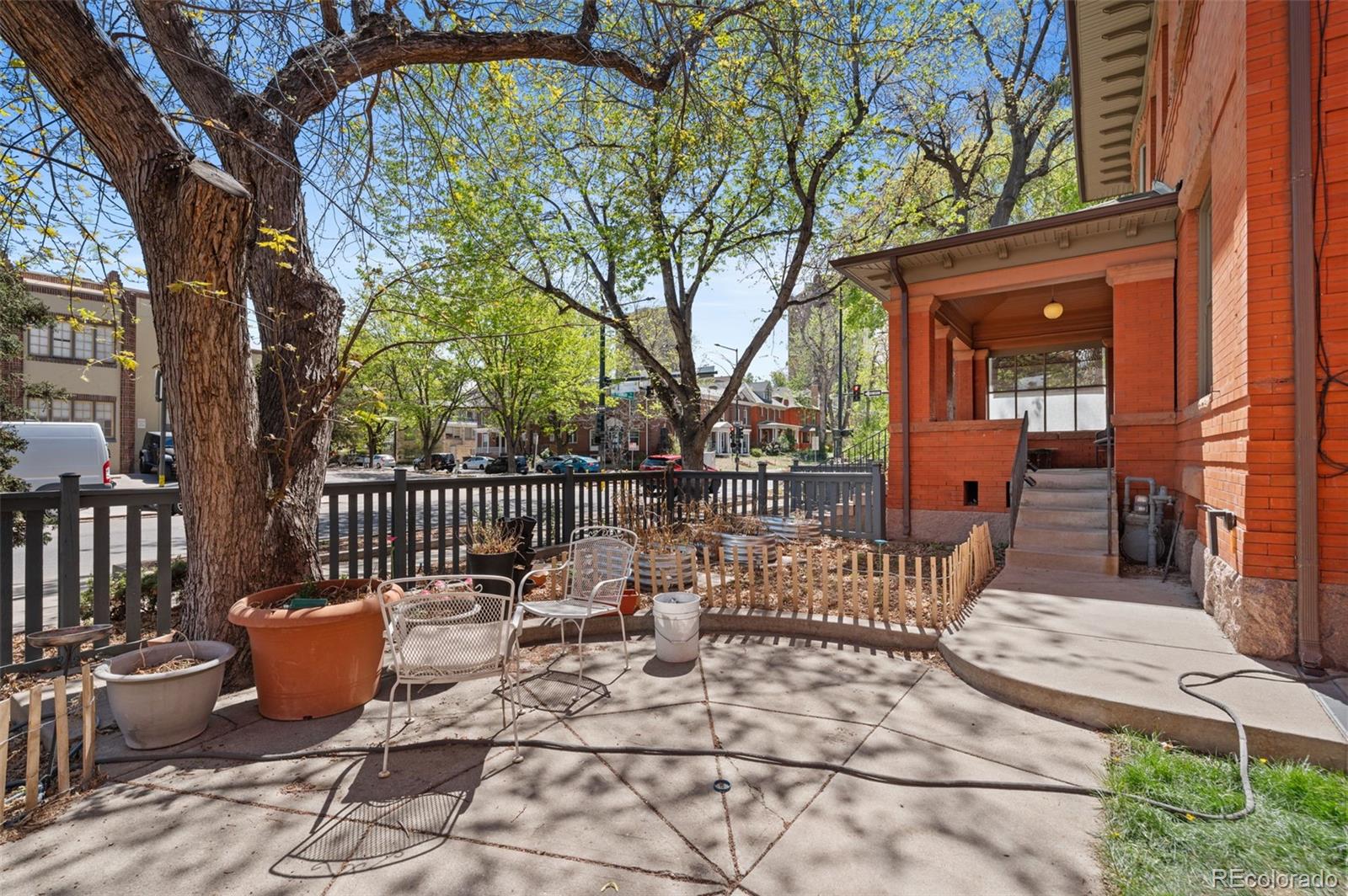 1401 N Franklin Street 3