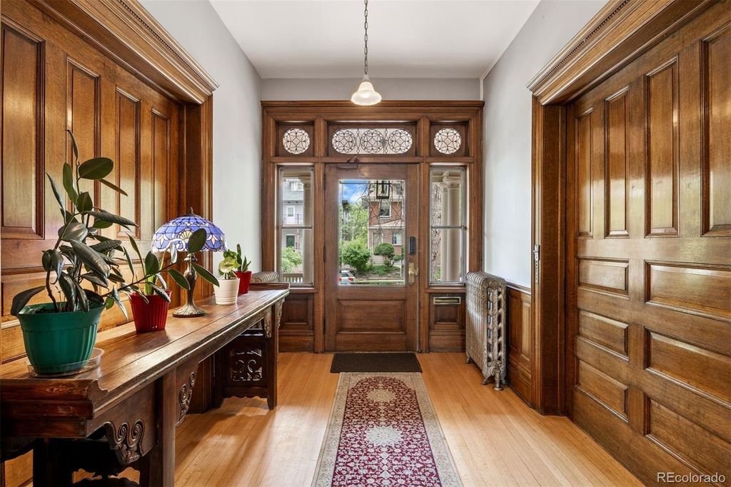 Photo of 1437 Columbine Street, Denver, CO 80206 (MLS # 3117735)