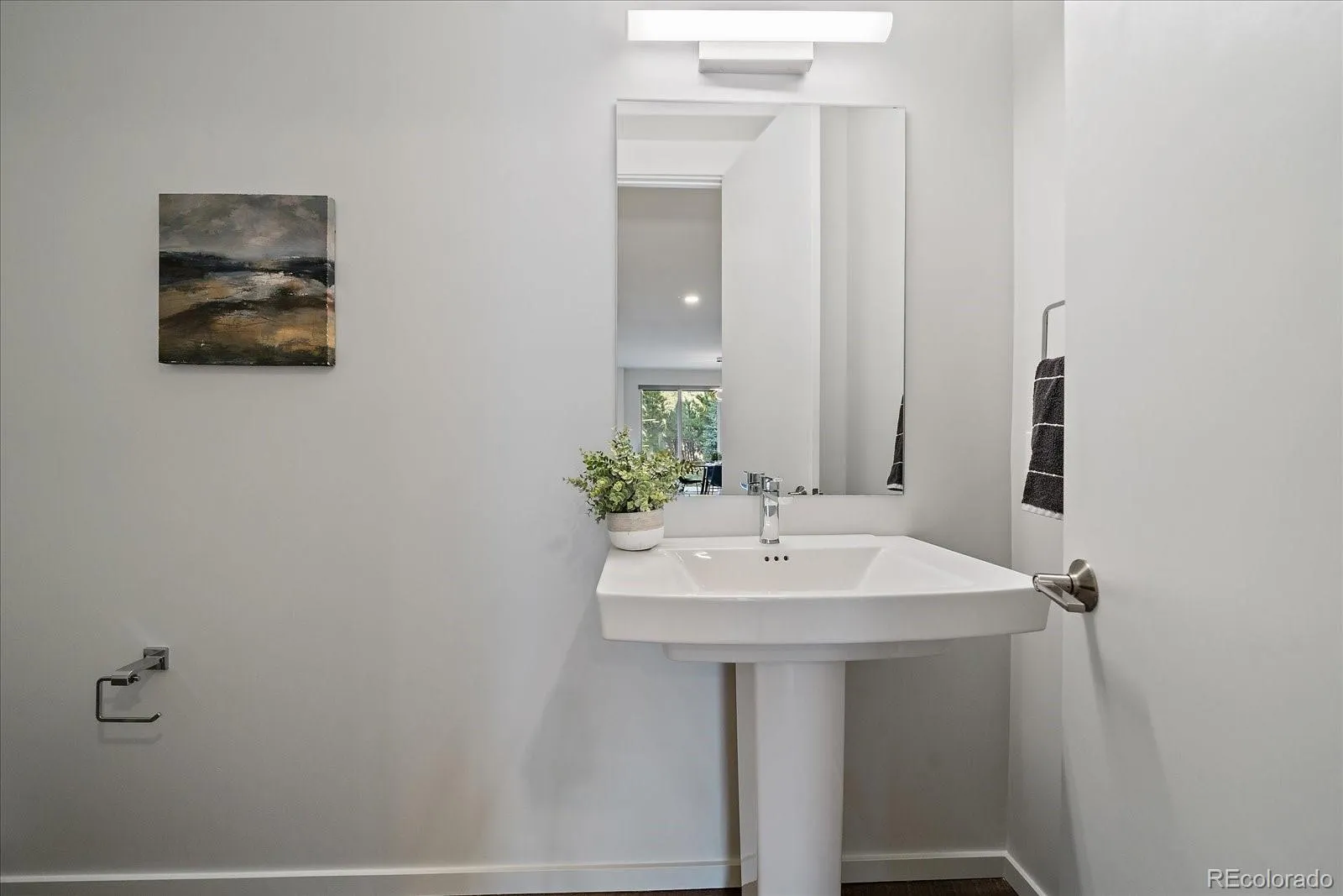 Evergreen, Colorado 80439, United States, 3 Bedrooms Bedrooms, ,3 BathroomsBathrooms,Residential,Active,249359