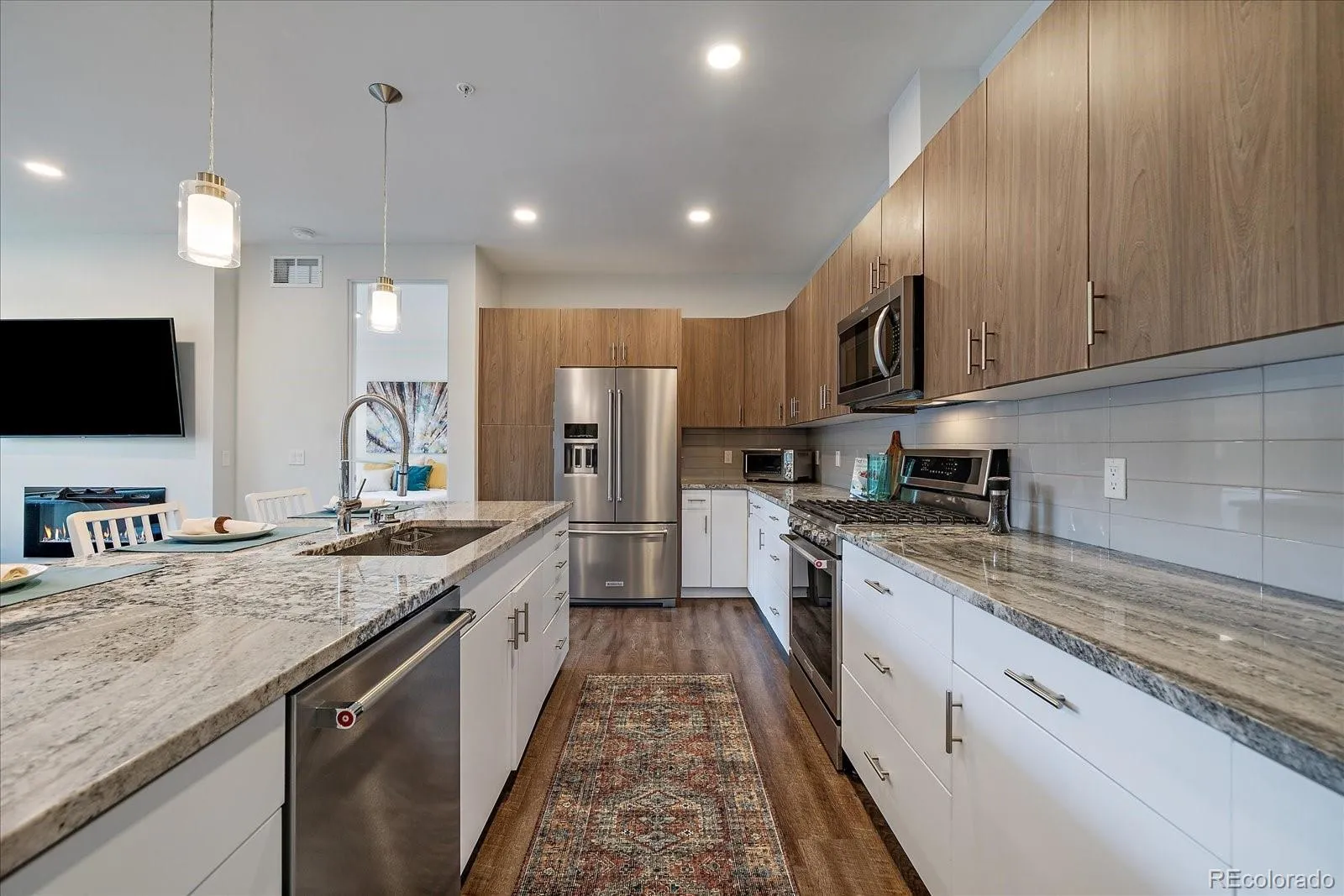 Evergreen, Colorado 80439, United States, 3 Bedrooms Bedrooms, ,3 BathroomsBathrooms,Residential,Active,249359