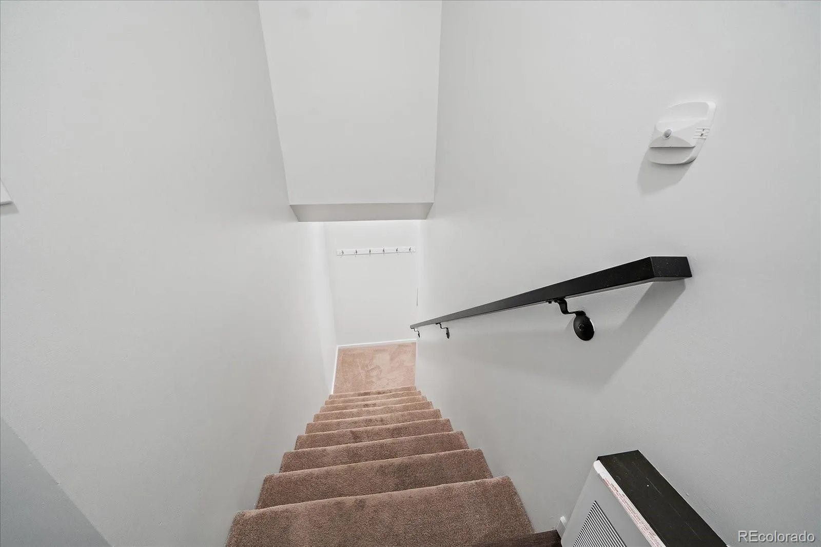 Evergreen, Colorado 80439, United States, 3 Bedrooms Bedrooms, ,3 BathroomsBathrooms,Residential,Active,249359