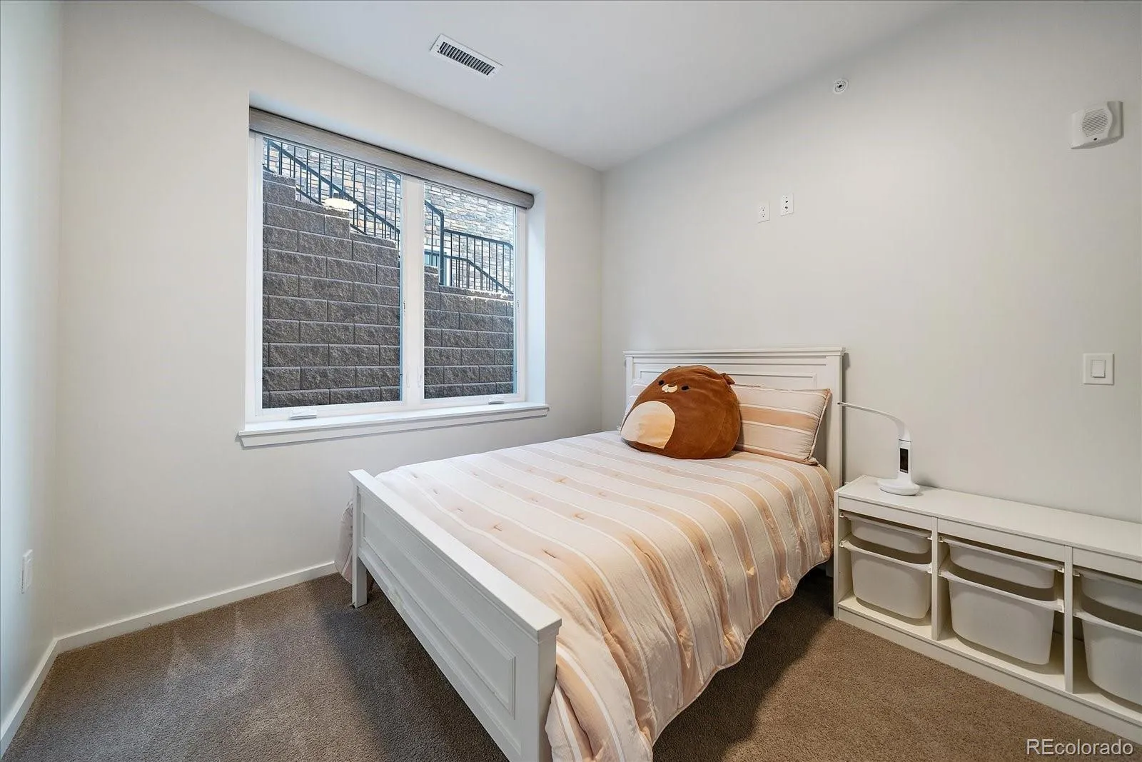 Evergreen, Colorado 80439, United States, 3 Bedrooms Bedrooms, ,3 BathroomsBathrooms,Residential,Active,249359