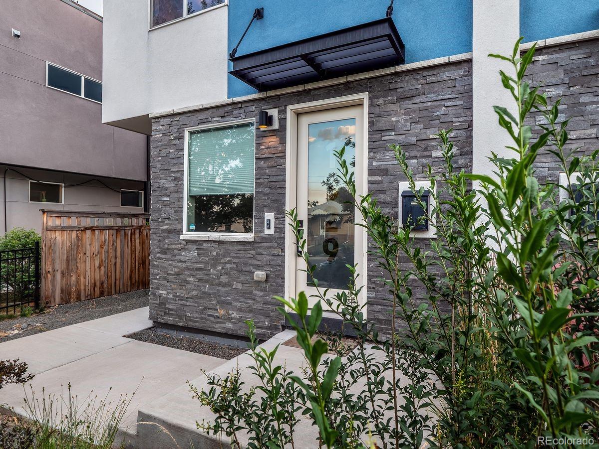 1329 Wolff Street