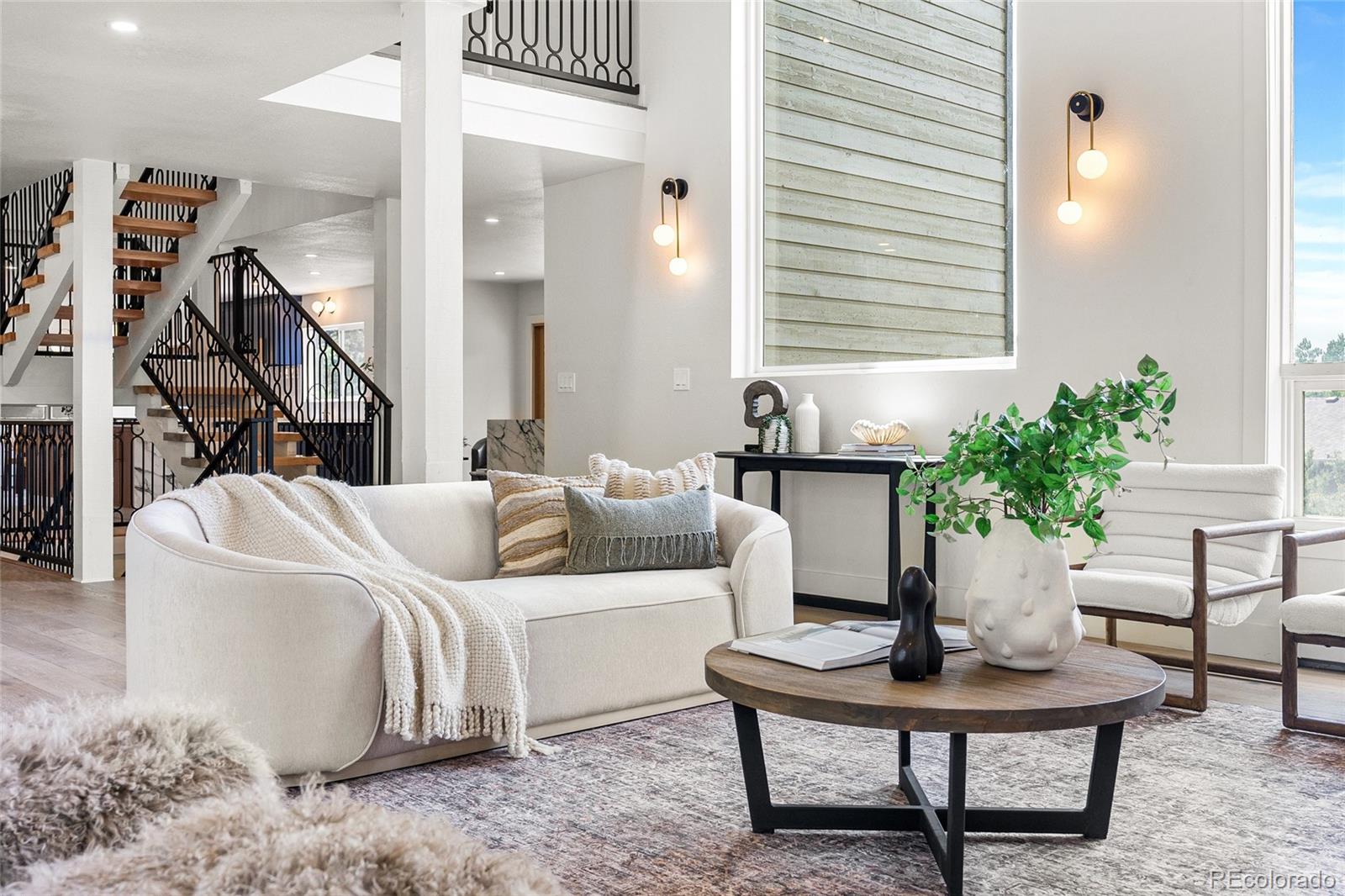 2289 Hiwan Drive