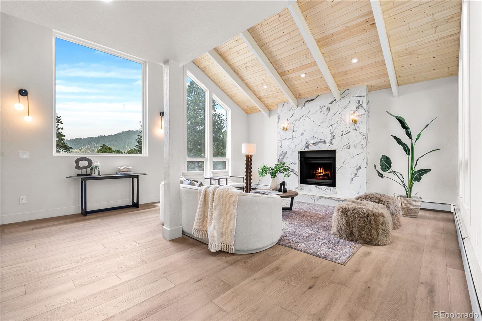 2289 Hiwan Drive