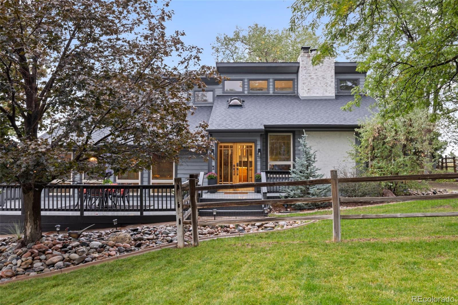 8277 Carriage Lane