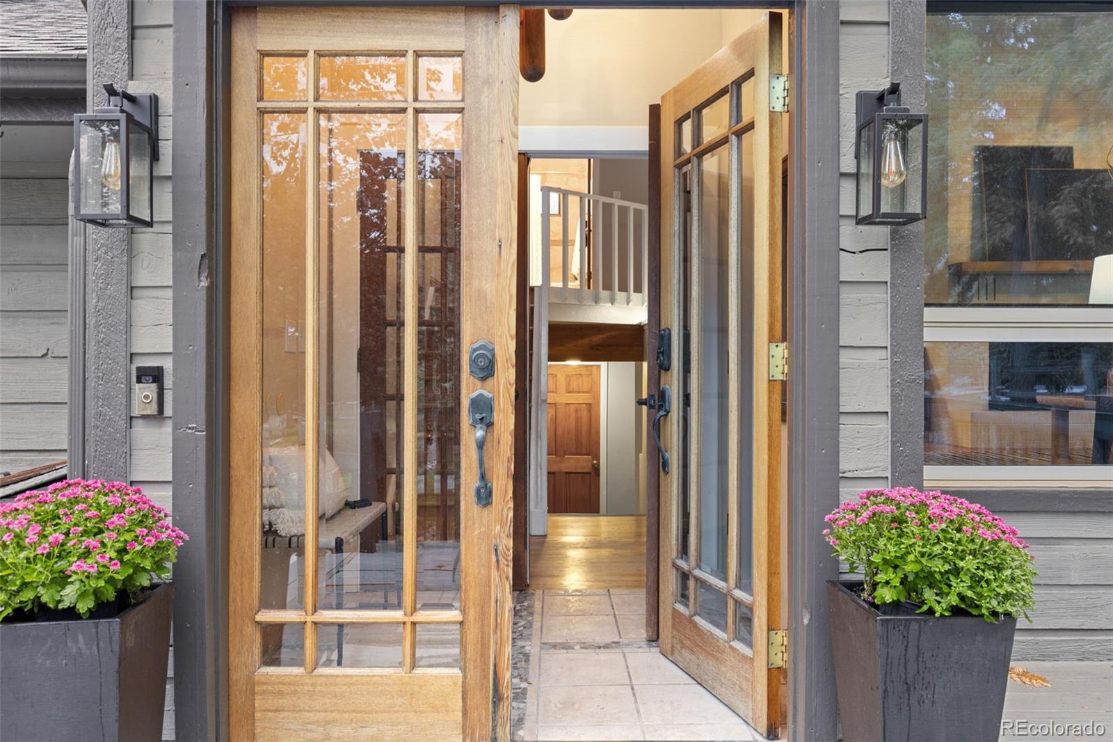 8277 Carriage Lane