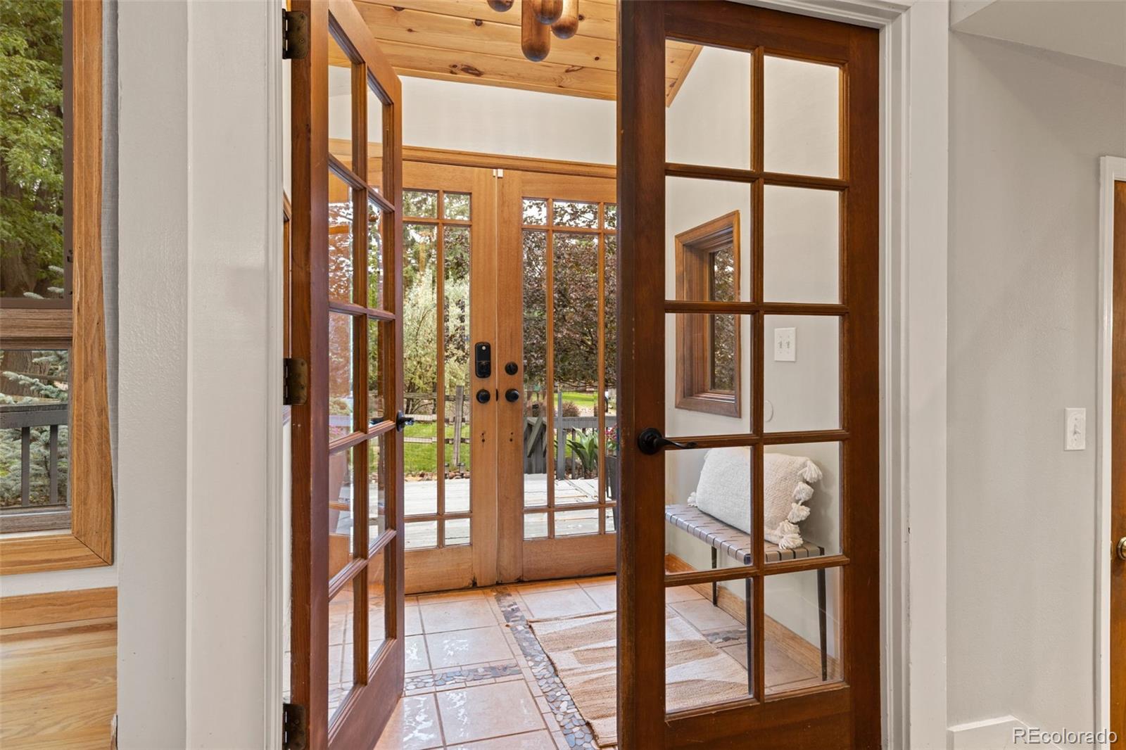 8277 Carriage Lane