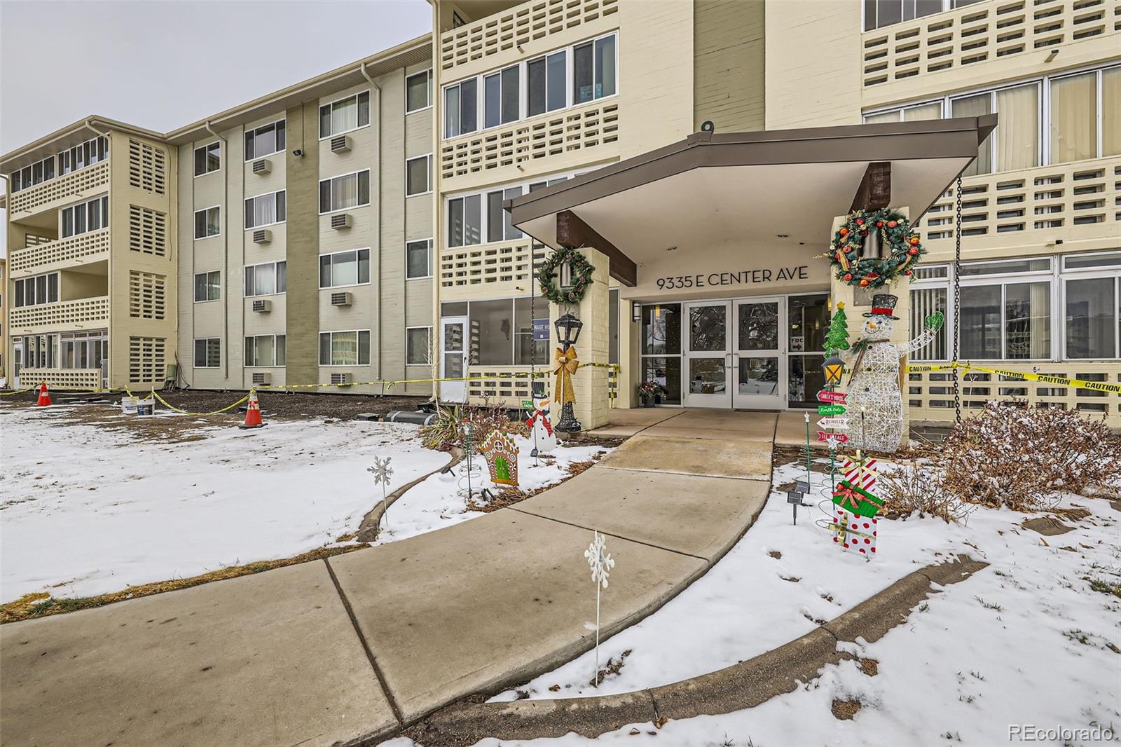 9335 E Center Avenue 4B