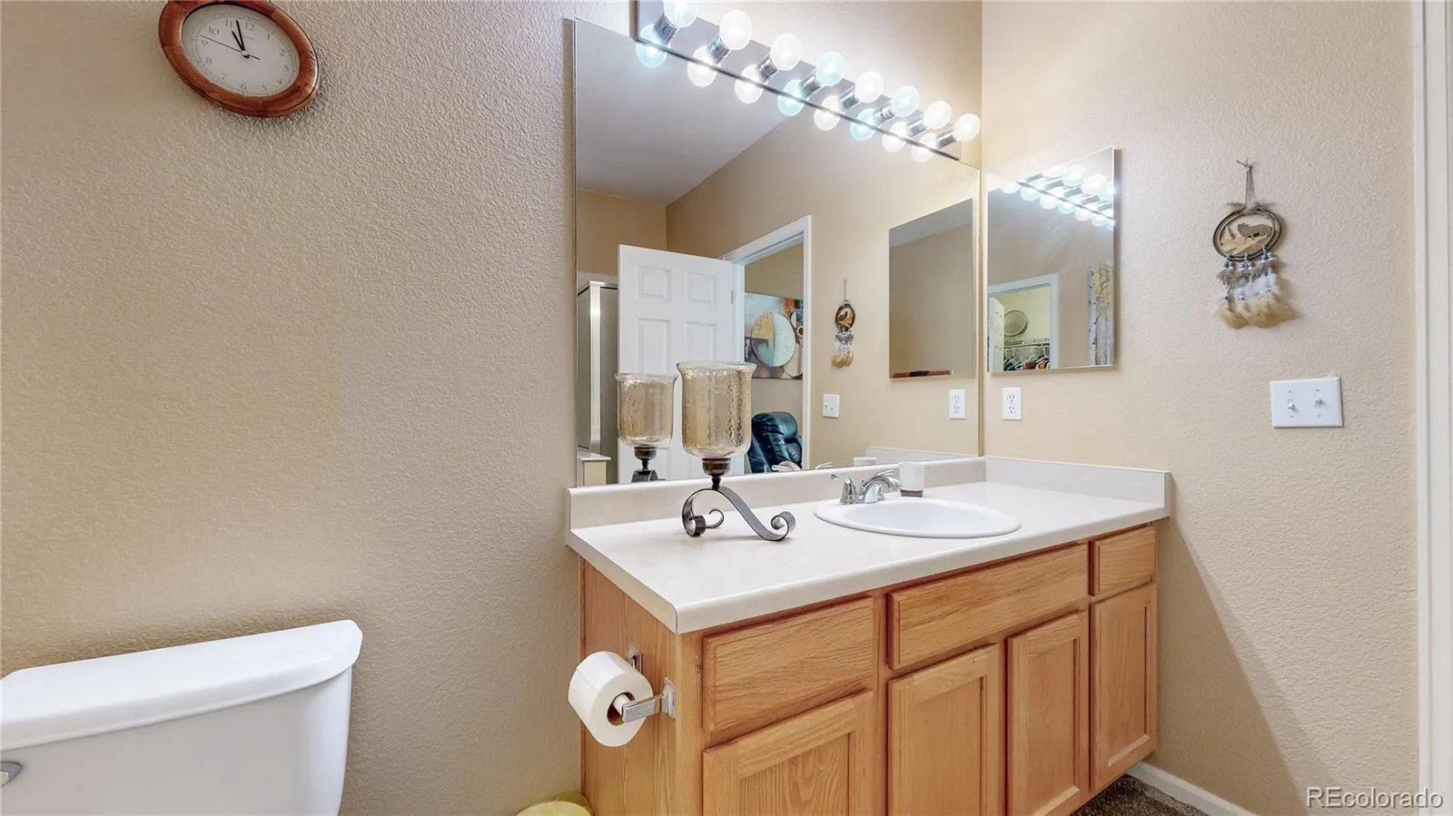 Thornton, Colorado 80233, United States, 3 Bedrooms Bedrooms, ,3 BathroomsBathrooms,Residential,Active,158476